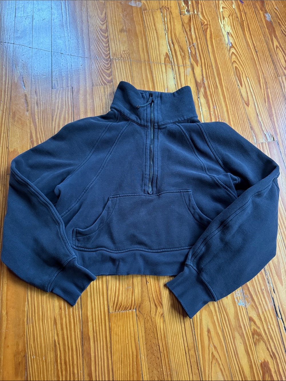 Lululemon Black Scuba Cropped Funnel Neck Sweater Size Small